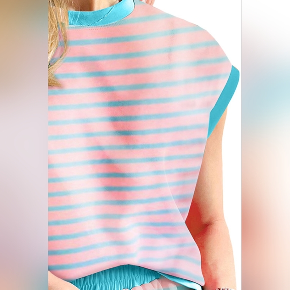 Contrast Trim Striped Round Neck Top and Shorts Set - Picture 3 of 5